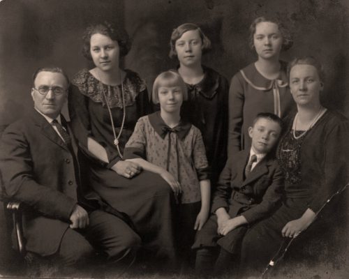 Stolpe Family circa 1925